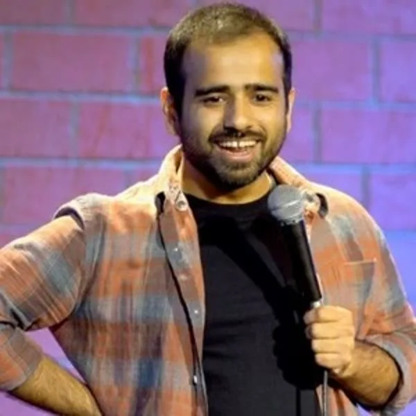 Gaurav Kapoor live performance